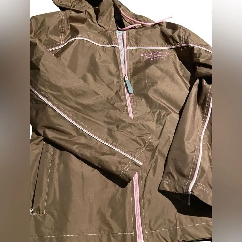 Riverbanks zoo and botanical garden rain jacket ladies size small excellent